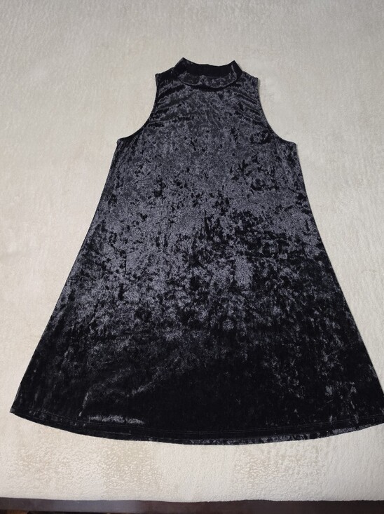Mudd Dresses & Skirts - Mudd Classic Retro Style Black Crushed Velvet Asymmetrical Dress Size:L